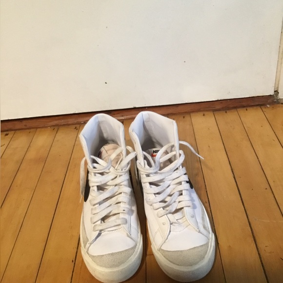 The Nike Blazer Mid Vintage 77 - Picture 4 of 4